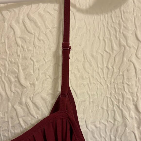 Nine West Red Ruffle Camisole with Adjustable Straps - Size L - Picture 4 of 4
